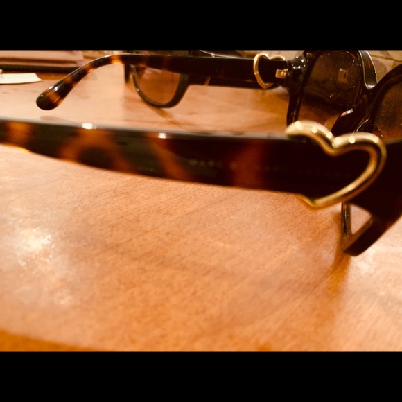 Marc Jacobs Sunglasses - Picture 3 of 6